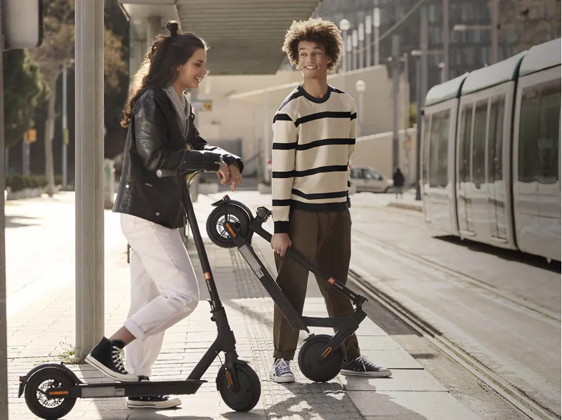 Xiaomi Essential Electric Scooter-2