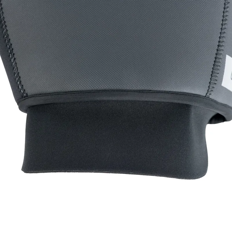 Oxford Cycle Muffs in Black-6