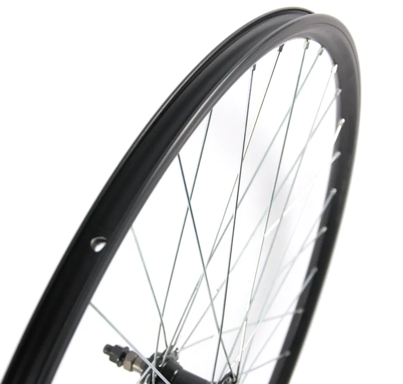 700c Rear Road Wheel Screw-On Black