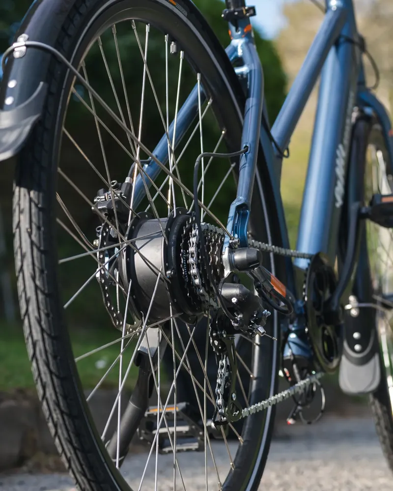 EMU Evo Step Through 700c Wheel Electric Bike Metallic Blue 10.4Ah-3