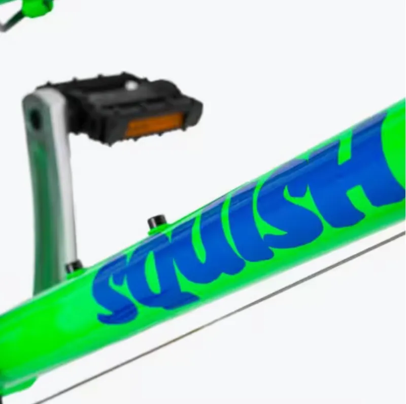 Pre Loved Squish 20 Inch Wheel Kids Bike Green-1