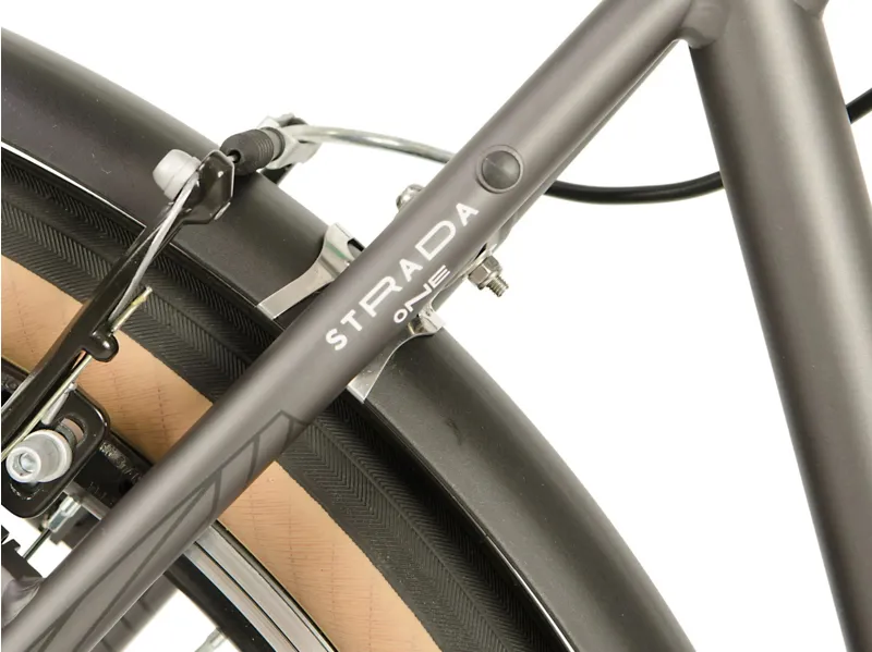 Raleigh Strada 650B Sports Hybrid Bike Black-4