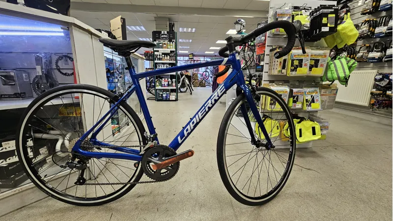 EX- DEMO Lapierre Sensium 700c Road Sports Bike Blue-1