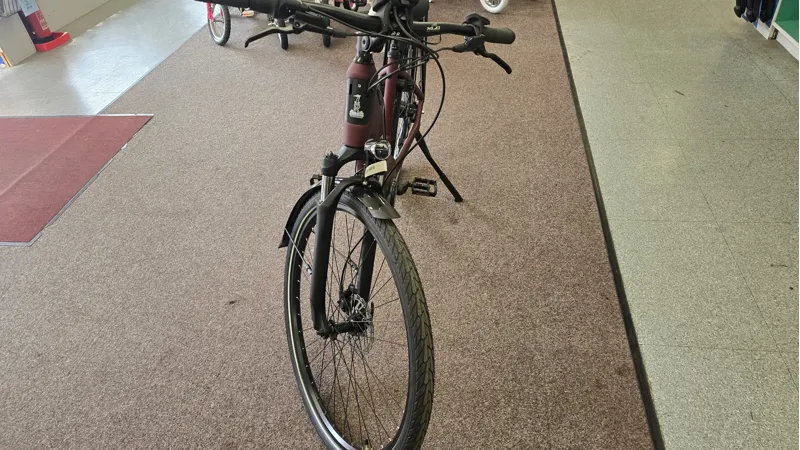 EX-DEMO Raleigh Motus Tour 700c Electric Hybrid Bike Red 500Wh-4