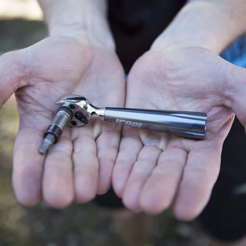 JCOOL Power Steer LED Ratchet Kit Silver-1