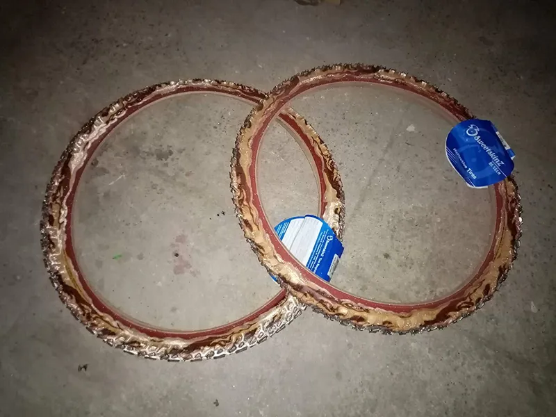 Sweetskinz Scorch 26 x 2.10 Inch Reflective Tyre-4