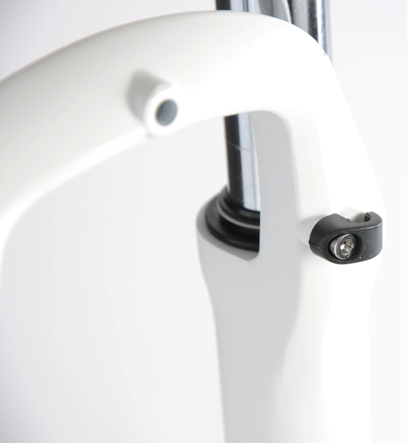 Suntour XCT 26 Inch Suspension Fork White-4