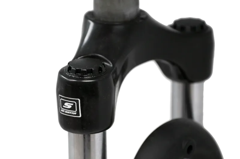 Suntour M3010 24 Inch Suspension Fork 1 1/8 Black-4