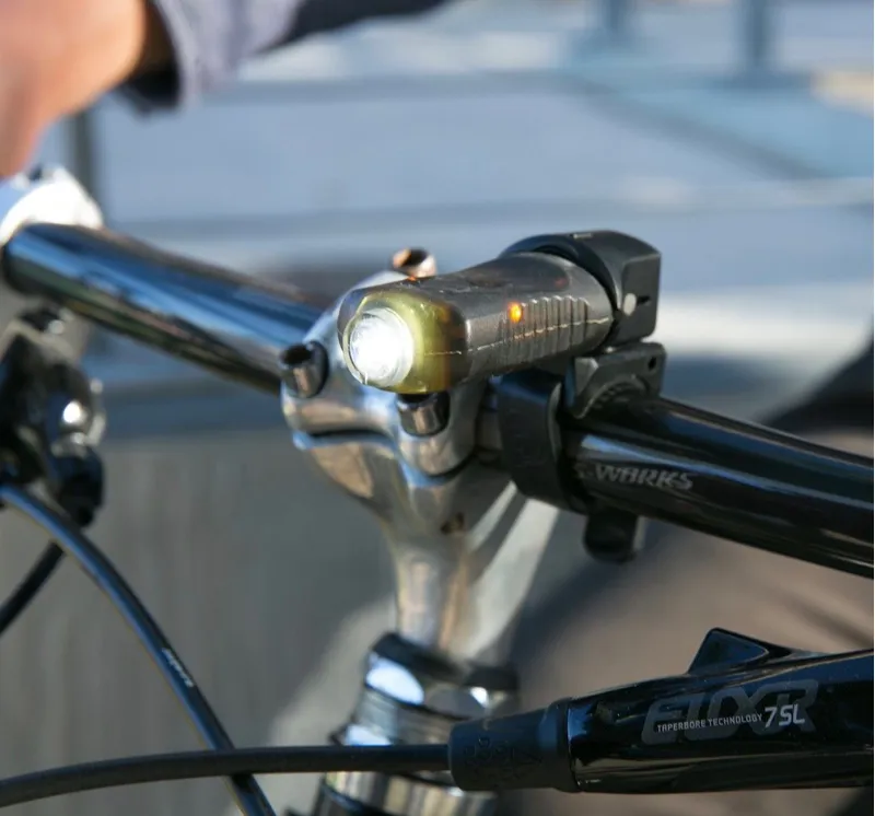 Light and Motion Vya 250 Front Light in Black-4