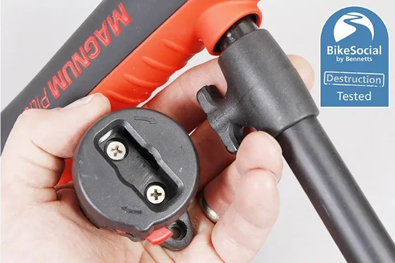 Magnum Plus Gigantes Shackle Lock 260mm-2