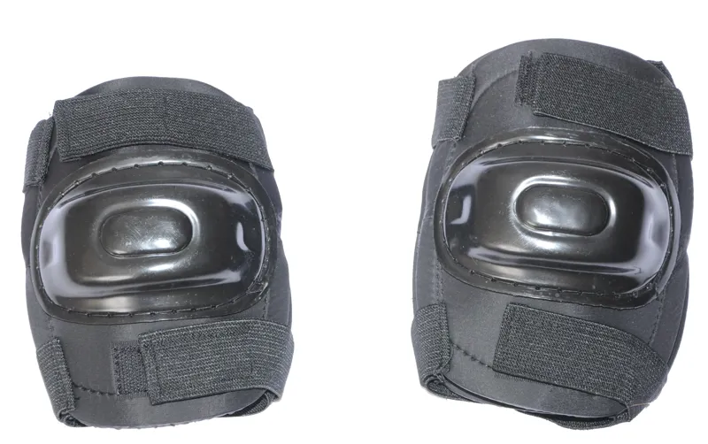 Axis Knee and Elbow Pads Set Black-1