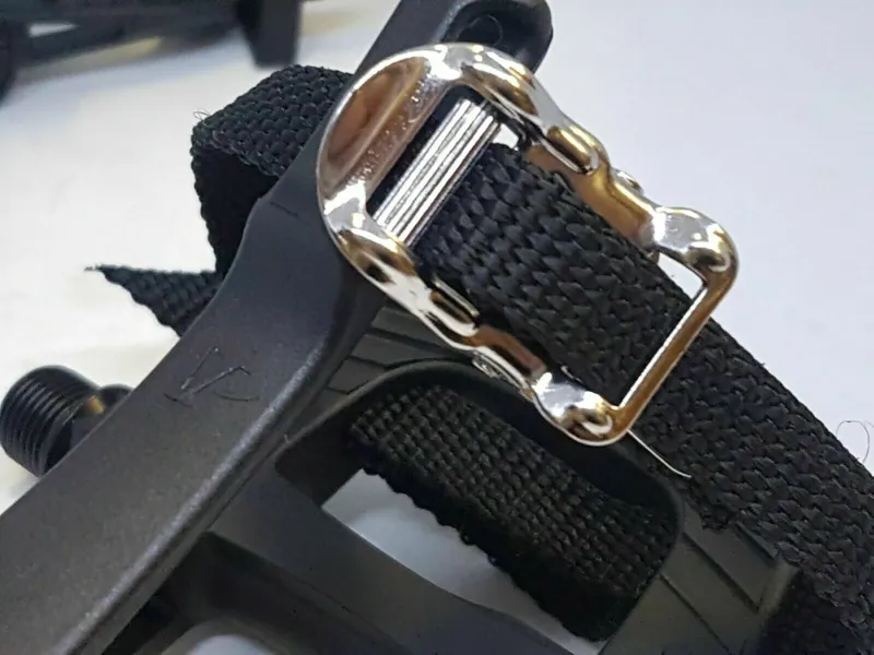 VP Road Bike Pedals and Toe Clips-2