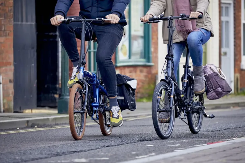 Raleigh Stoweway 20 Inch Wheel Electric Folding Bike Dark Blue-9