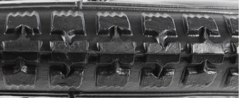 Ammaco Tyre 14 x 1 3/8 x 1 5/8 -2