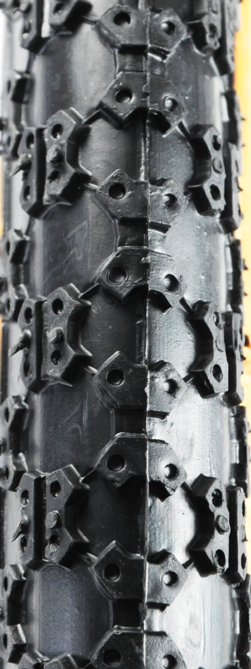 Ammaco 20 x 1.75 Compe III Tyre Black-2