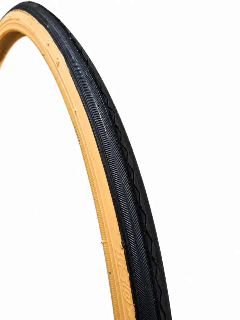 Ammaco 700 x 28c Amber Wall Tyre