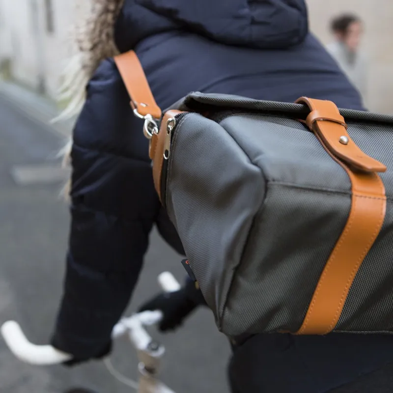 Walco City Chic Messenger Bag Grey-3