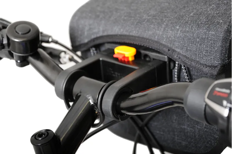 AI Urbane 3L Handlebar Adventure Bag-3