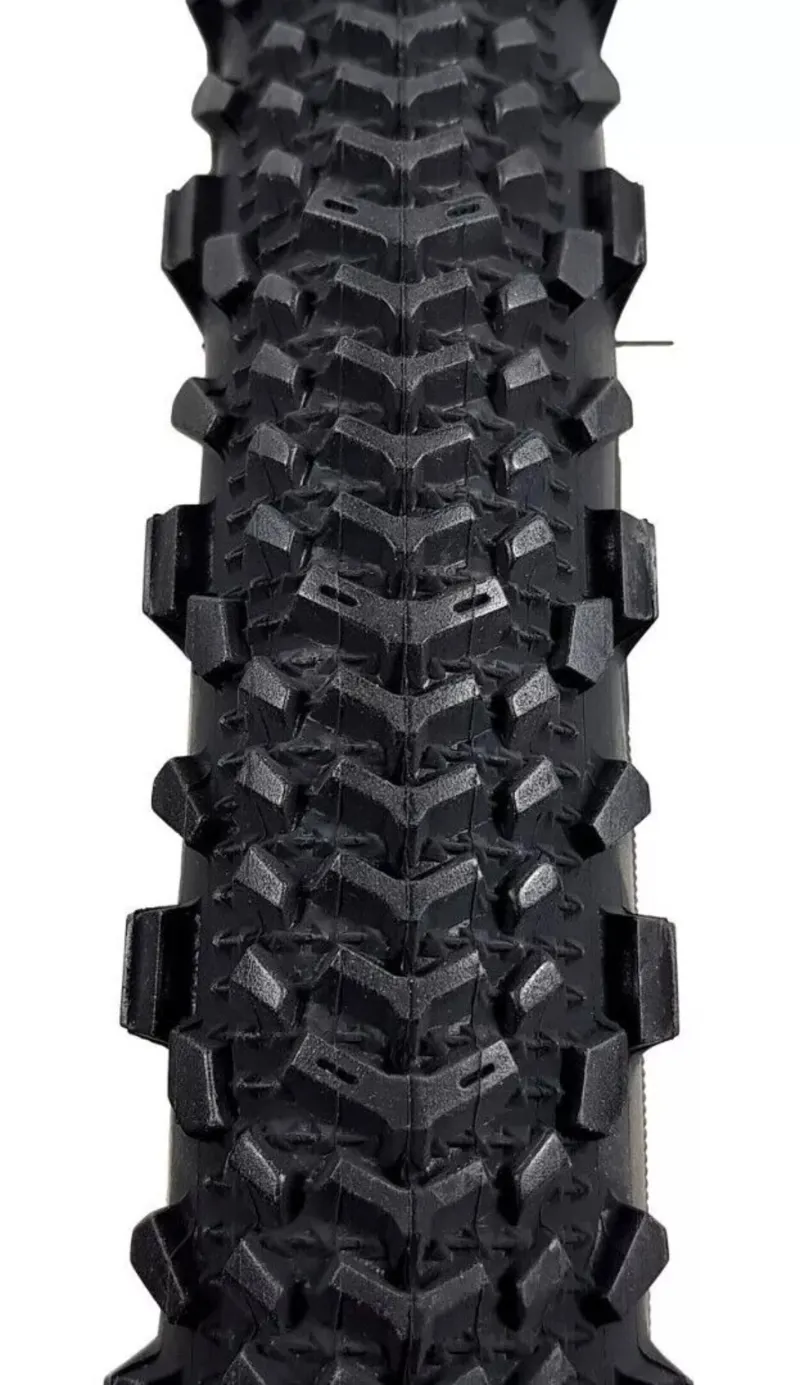 CST 26 x 1.95 Tyre Black-2