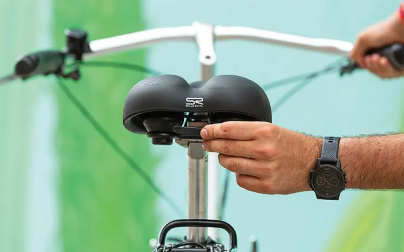 Selle Royal Avenue Gel Womens Saddle Black-3