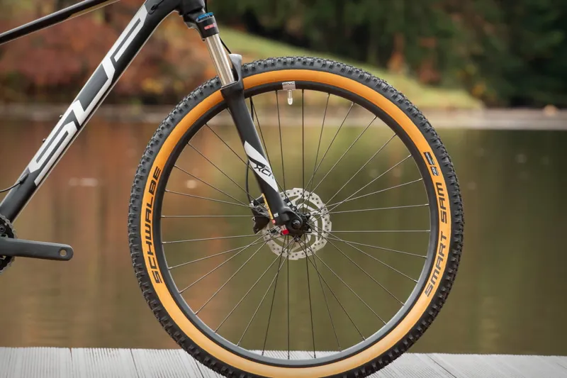 Superior XC 879  29er Mountain Bike Black-5