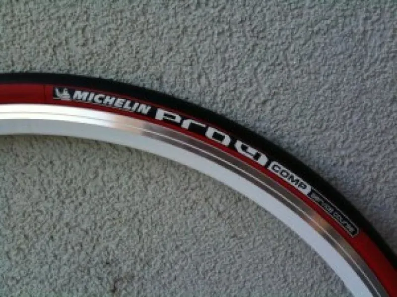 Michelin 700 x 23c Pro 4 Road Tyre Red-1