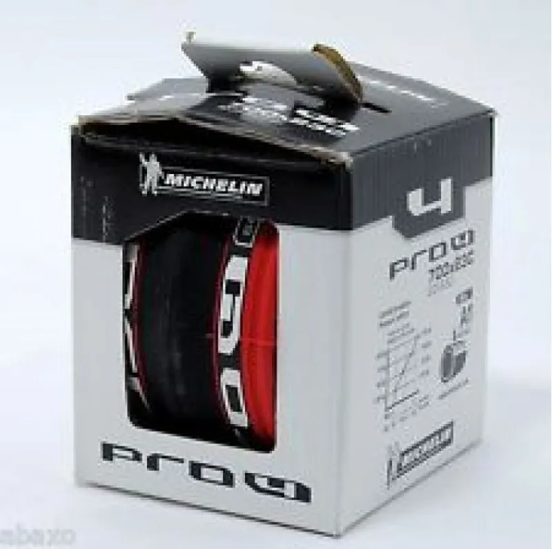 Michelin 700 x 23c Pro 4 Road Tyre Red-3